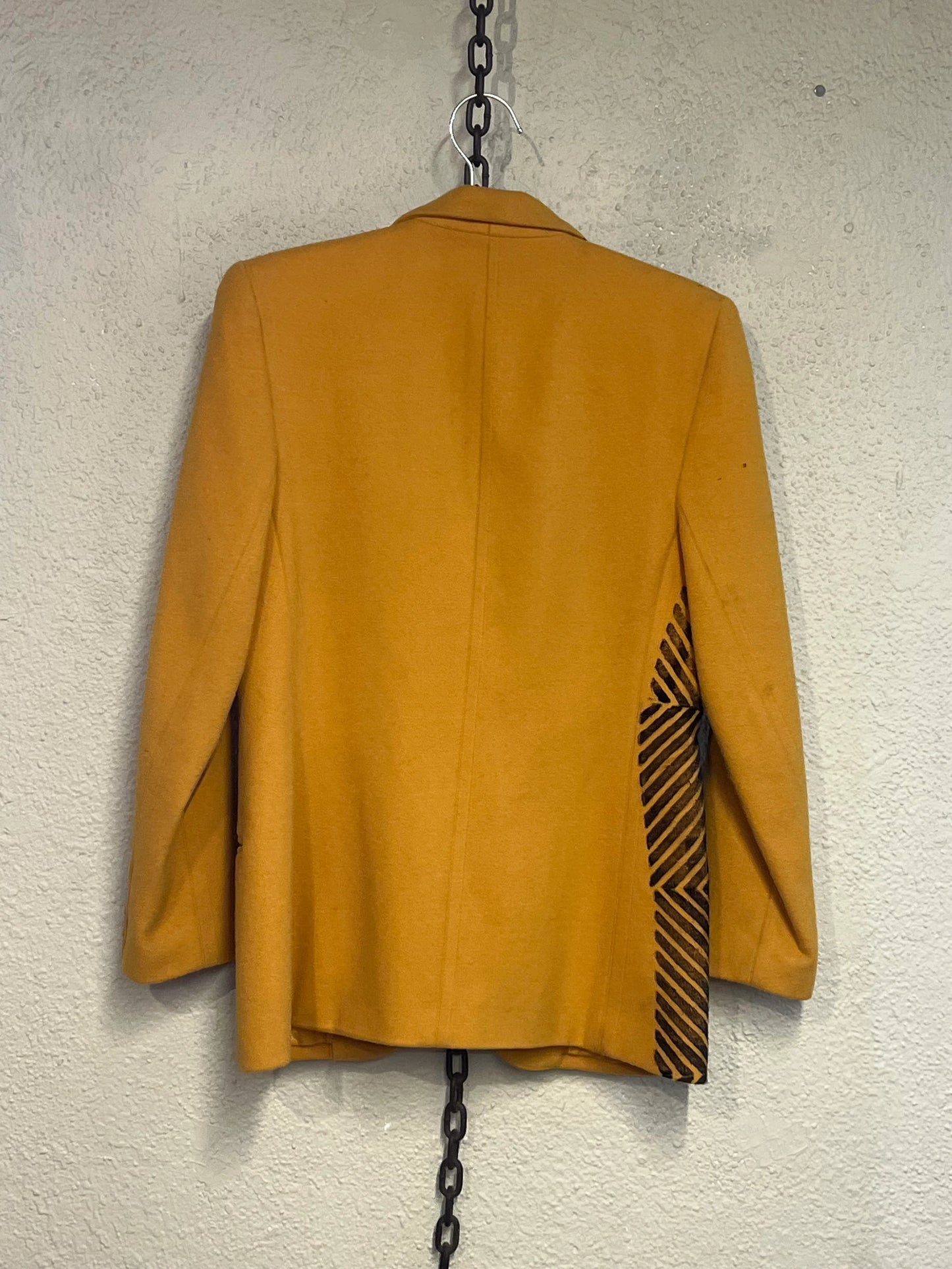 Blazer 002 size 4