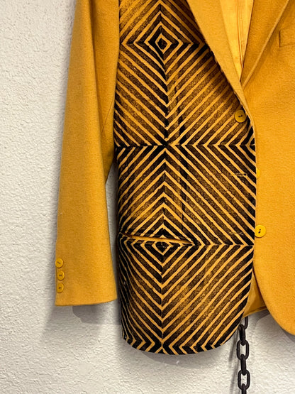 Blazer 002 size 4